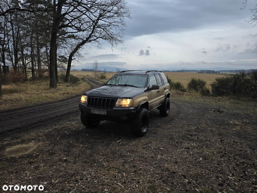 Jeep Grand Cherokee - 21