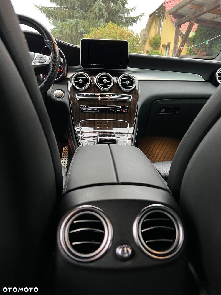 Mercedes-Benz GLC - 17