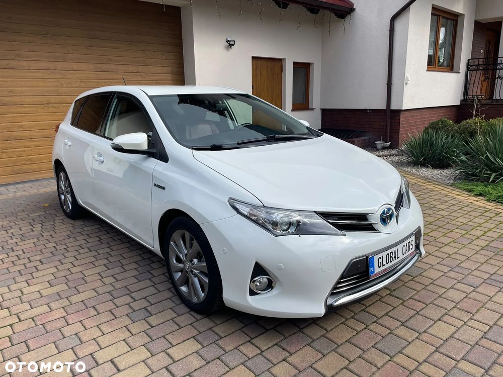 Toyota Auris - 2