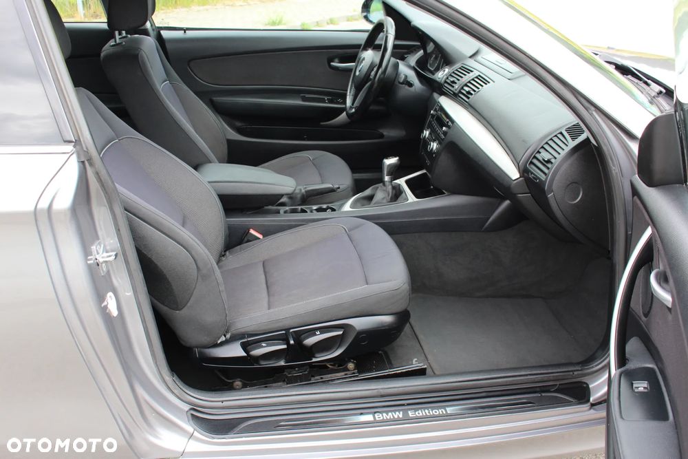 BMW Seria 1 123d - 8