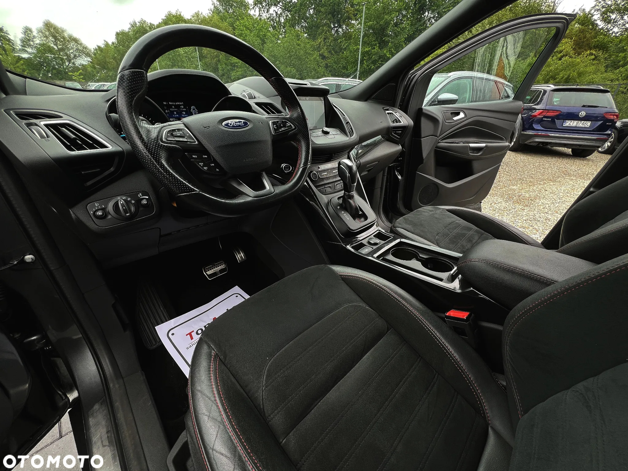 Ford Kuga 2.0 TDCi 2x4 ST-Line - 22