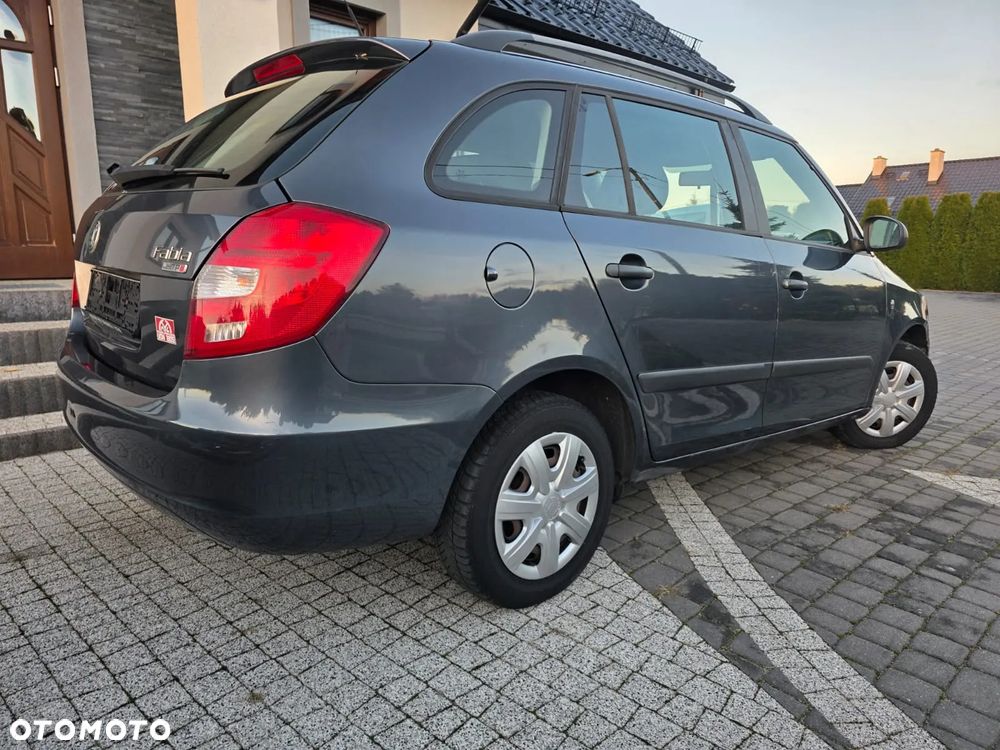 Skoda Fabia - 12