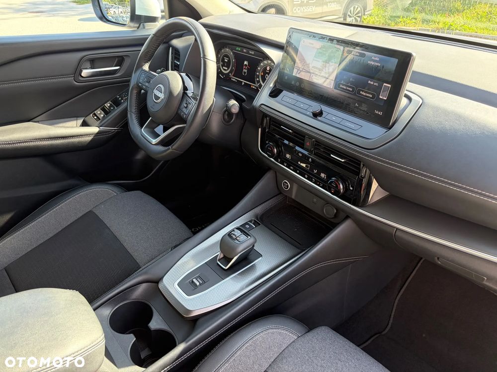 Nissan Qashqai 1.3 DIG-T mHEV N-Connecta Xtronic - 14
