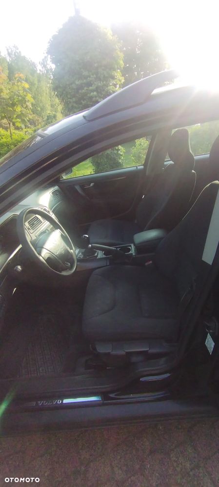 Volvo V70 D5 Comfort - 14