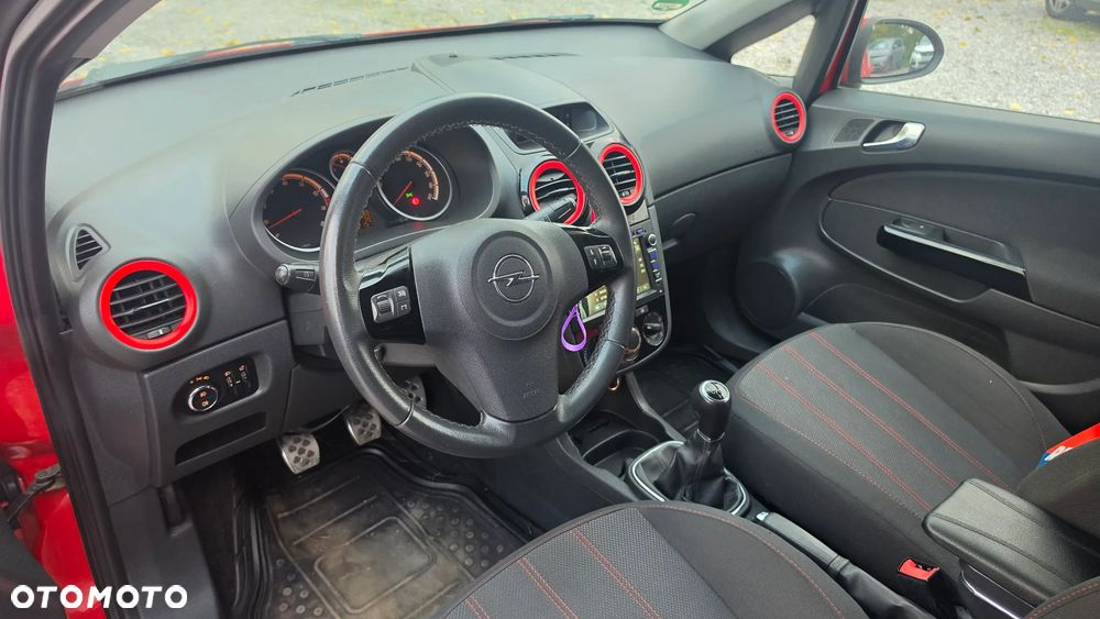 Opel Corsa 1.4 16V Innovation - 12