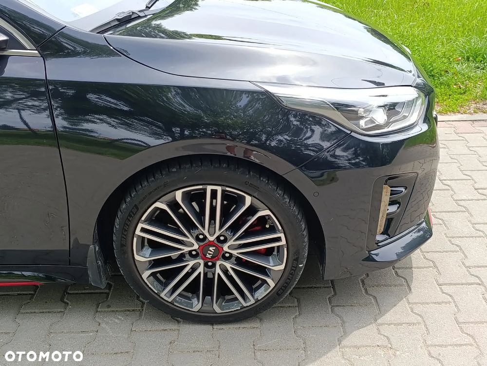 Kia ProCeed 1.6 T-GDI GT DCT - 22