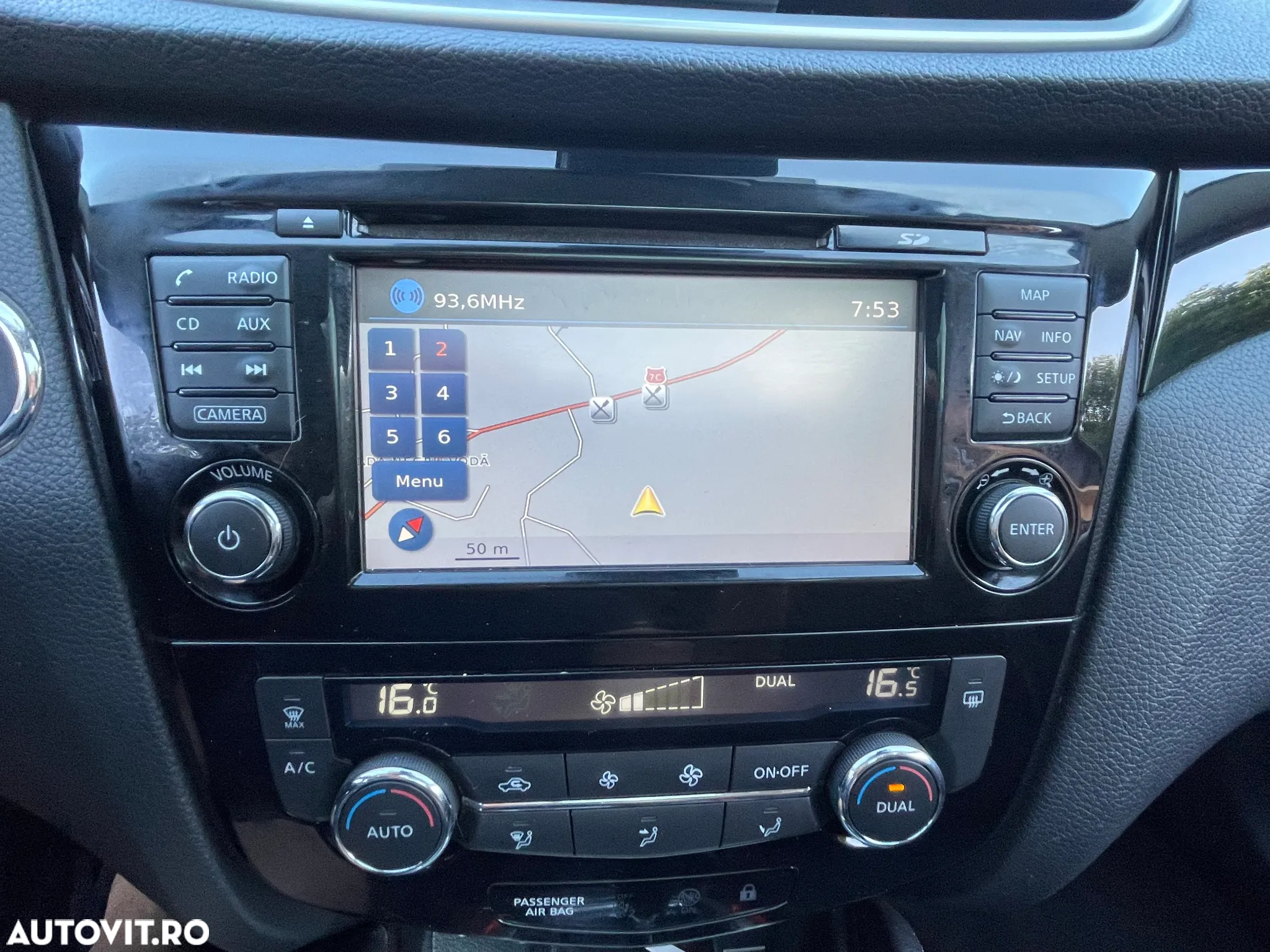 Nissan Qashqai 1.6 DCI Start/Stop X-TRONIC Tekna - 27