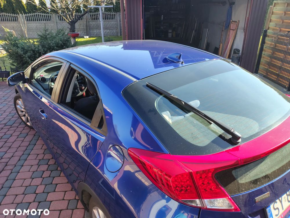 Honda Civic 1.8 i-VTEC Sport - 8