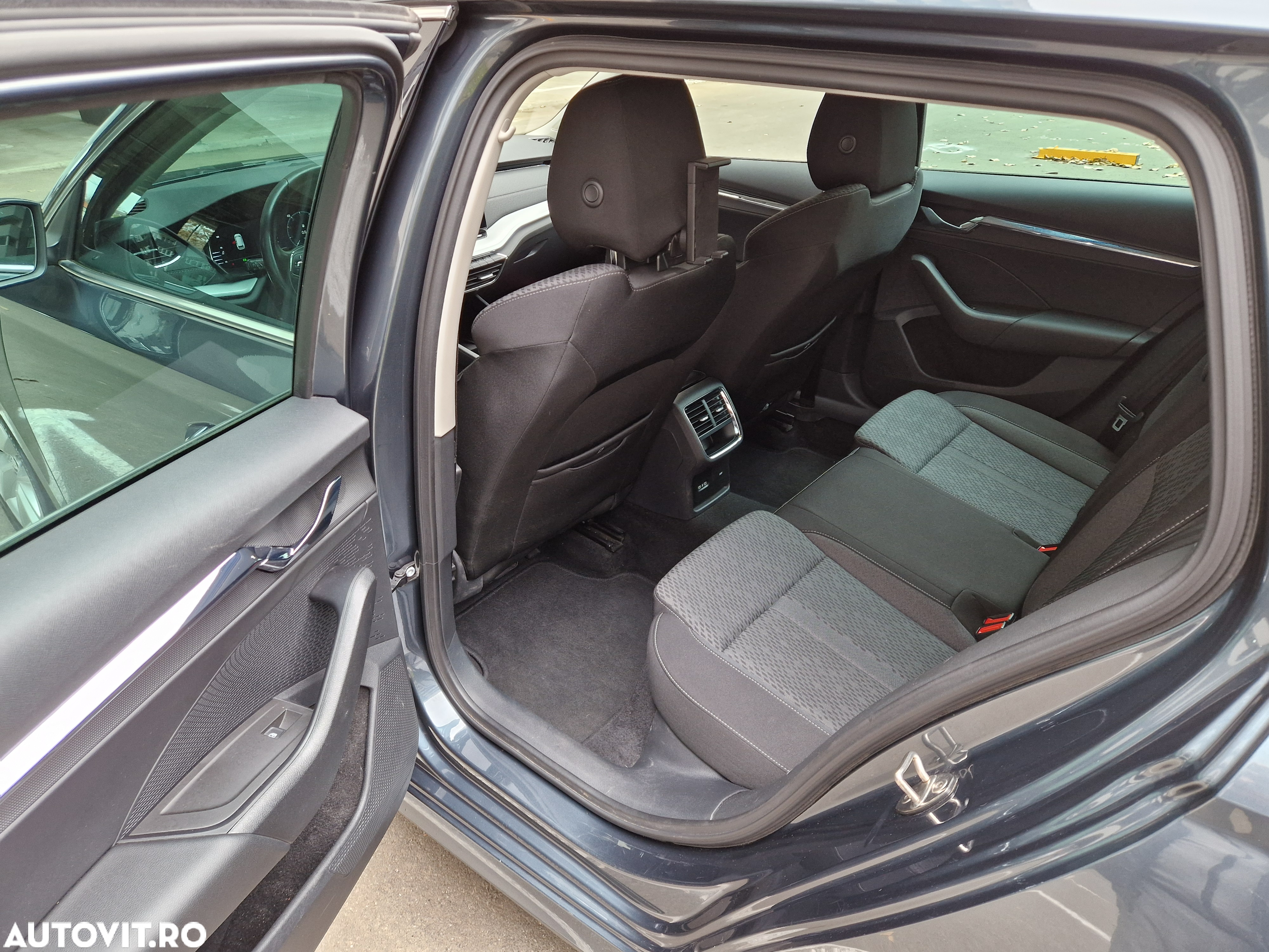 Skoda Octavia Combi 1.0 TSI DSG Mild Hybrid Style - 11