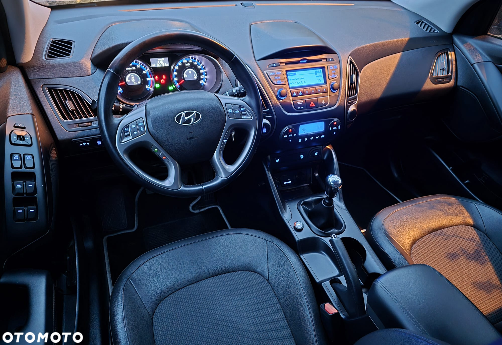 Hyundai ix35 1.6 2WD blue Comfort - 26