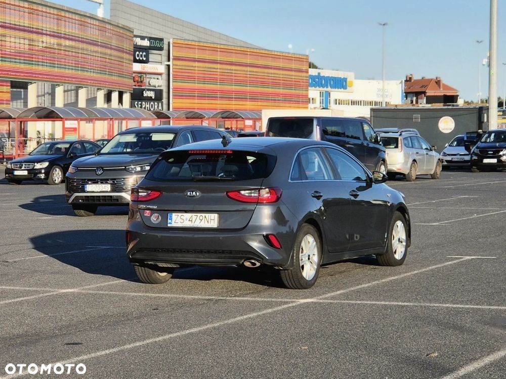 Kia Ceed - 25