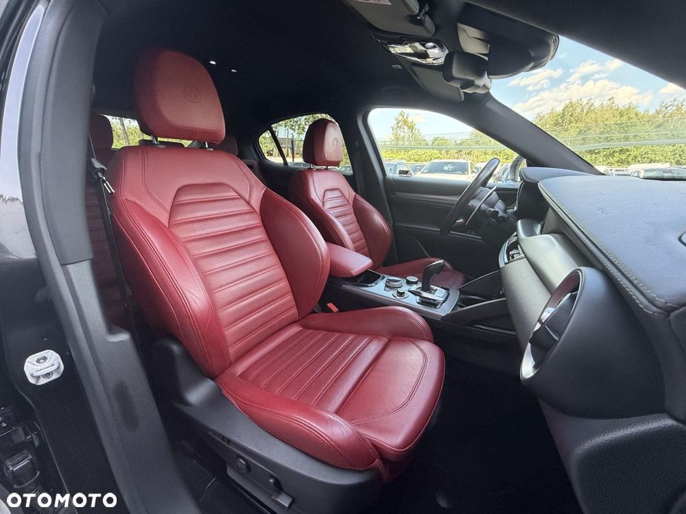 Alfa Romeo Stelvio 2.0 Turbo Veloce Q4 - 10