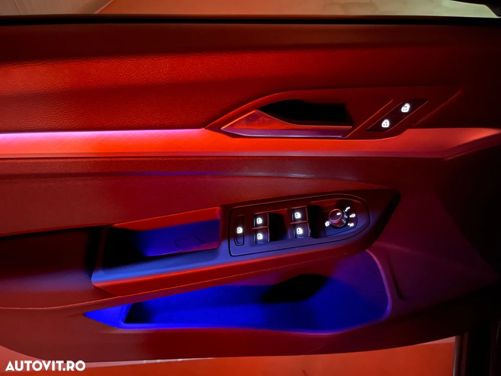 Volkswagen Golf 2.0 TDI SCR Life - 23