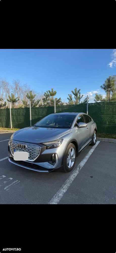 Audi Q4 50 quattro - 1