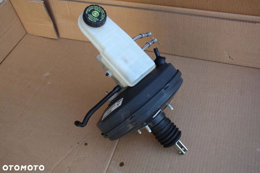 Serwo hamulcowe MITSUBISHI COLT VI Z30 4625A284 TRW - 2
