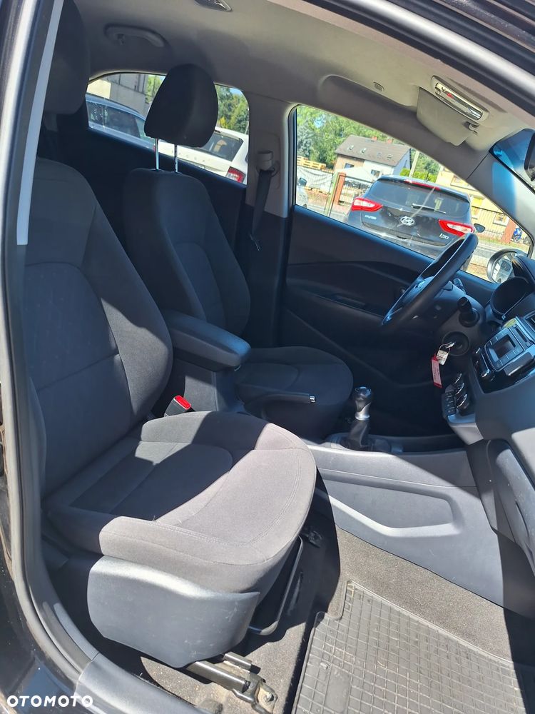 Kia Rio 1.2 Edition 7 - 18