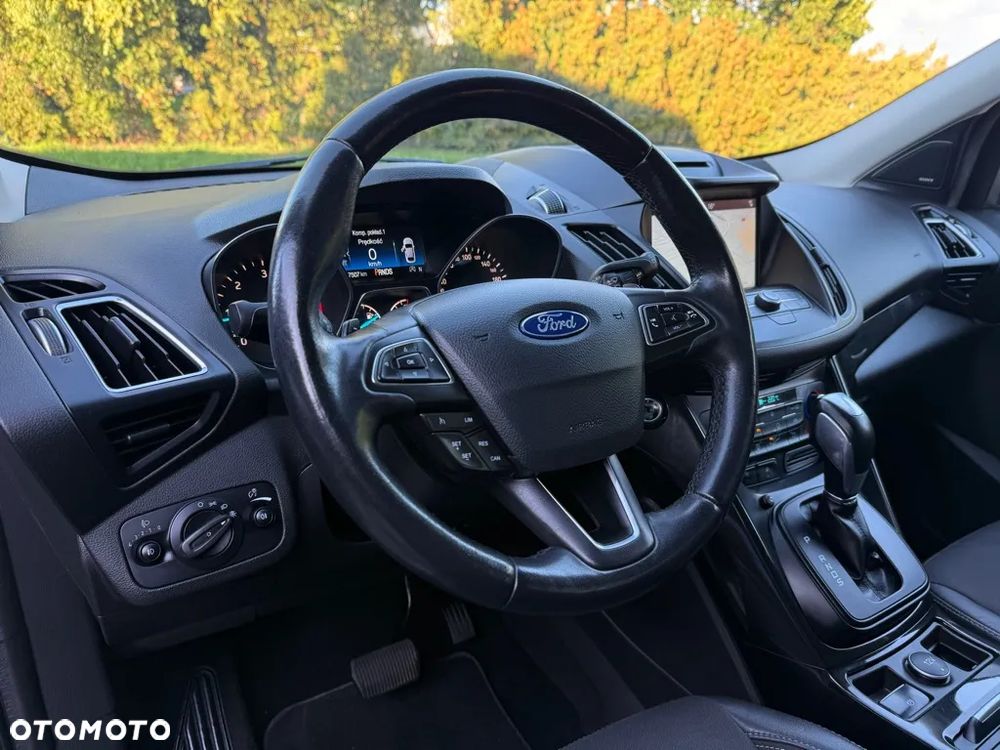 Ford Kuga 2.0 TDCi 4x4 Titanium - 6