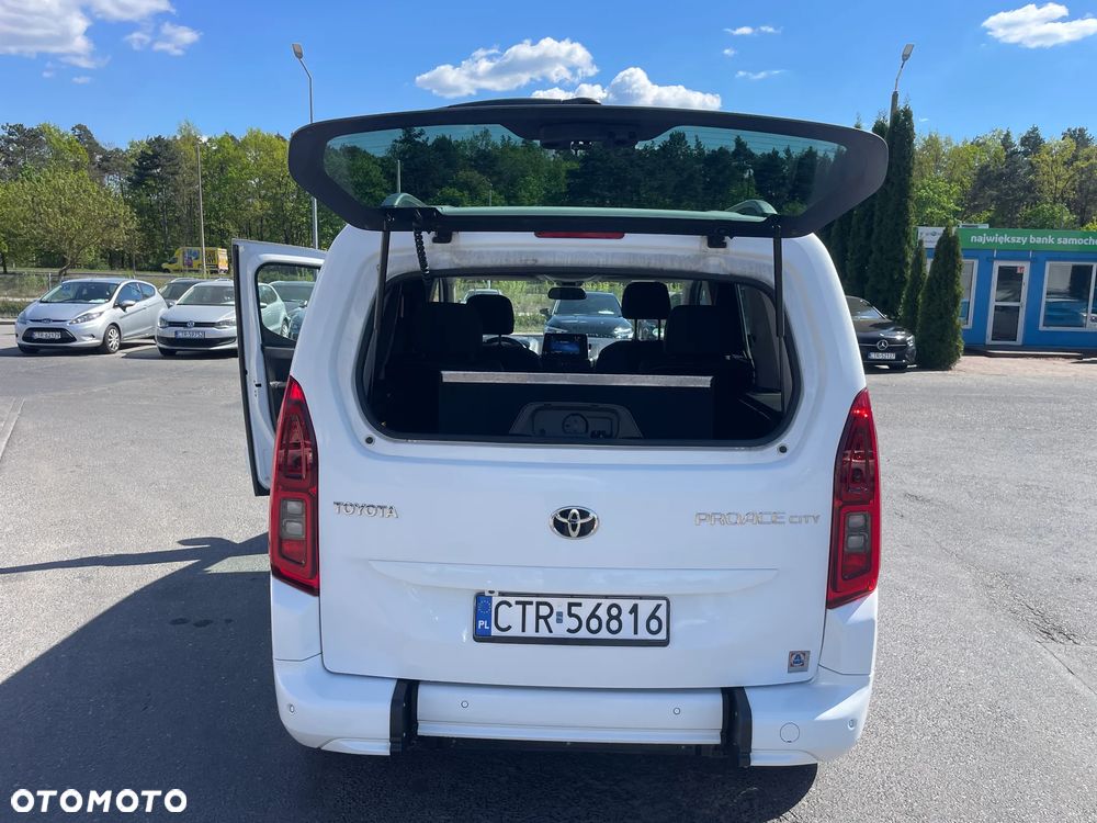 Toyota Proace City Verso 1.5 D-4D L1 Combi - 31