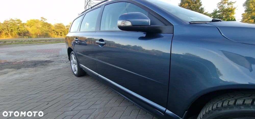 Volvo V70 2.0 Momentum - 37