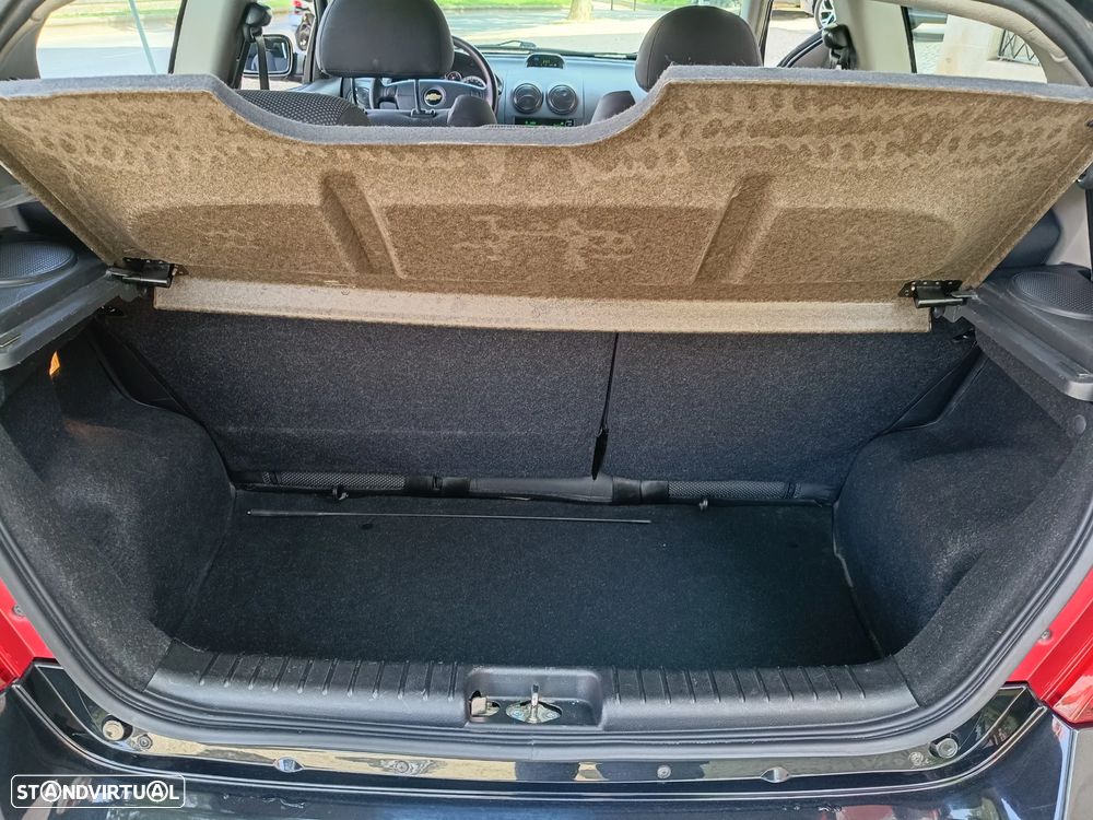 Chevrolet Aveo 1.2 LS - 8