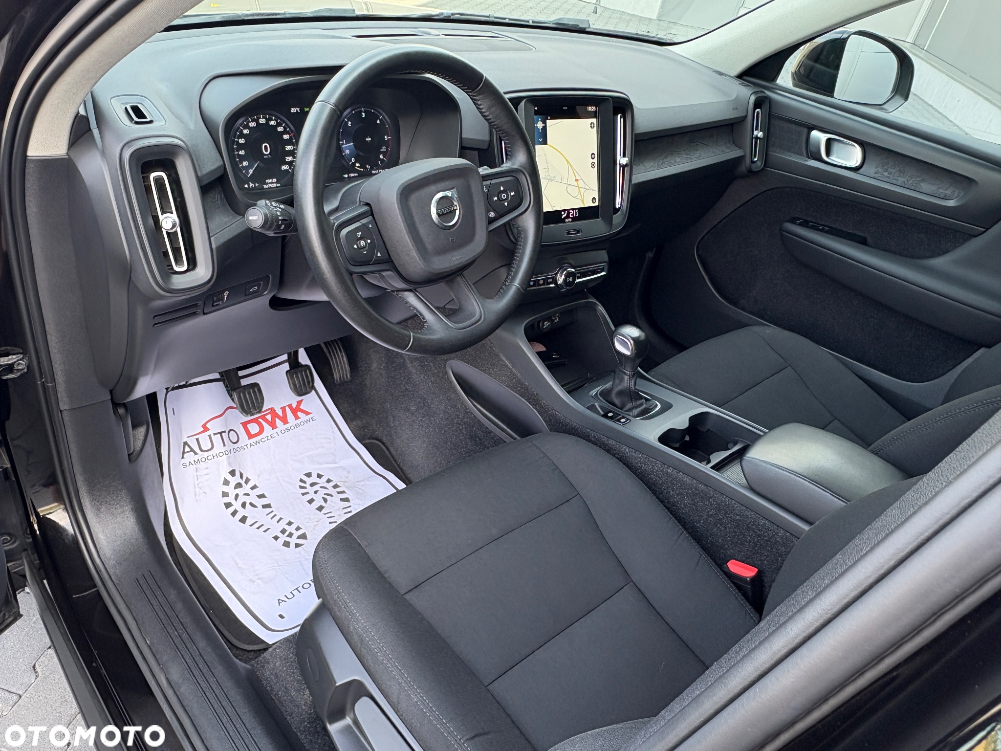 Volvo XC 40 D3 Momentum Pro - 18