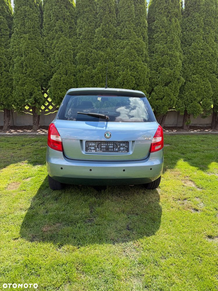 Skoda Fabia - 6