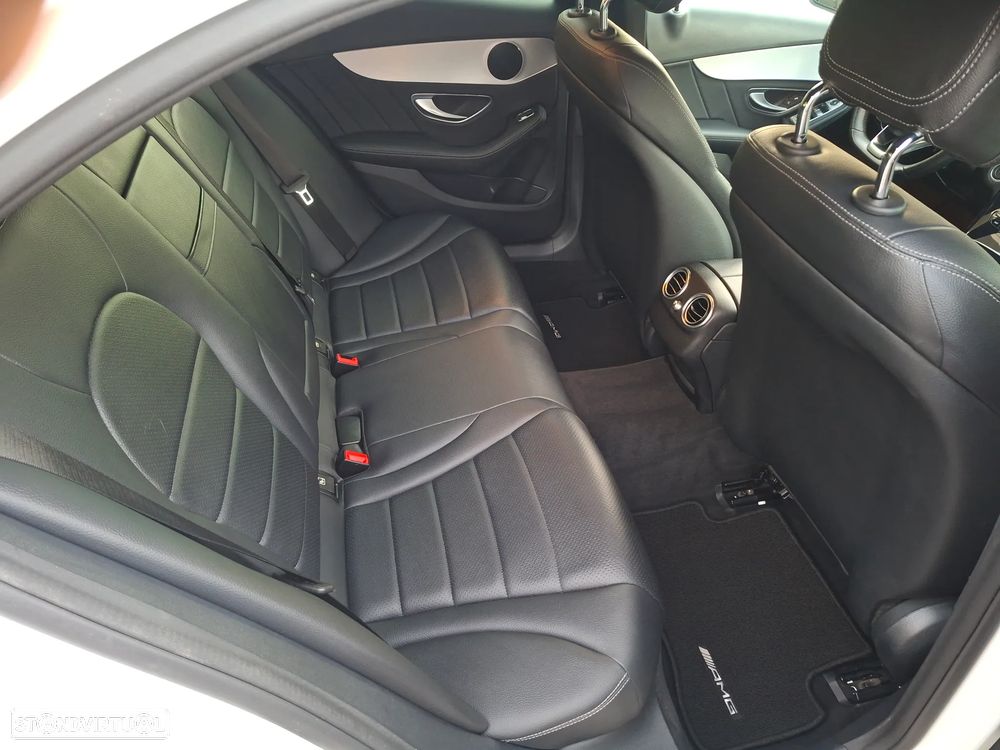 Mercedes-Benz C 250 d 4Matic 9G-TRONIC AMG Line - 26