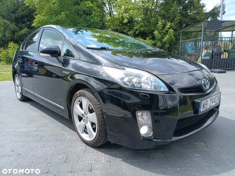 Toyota Prius 1.8 HSD Prestige - 9