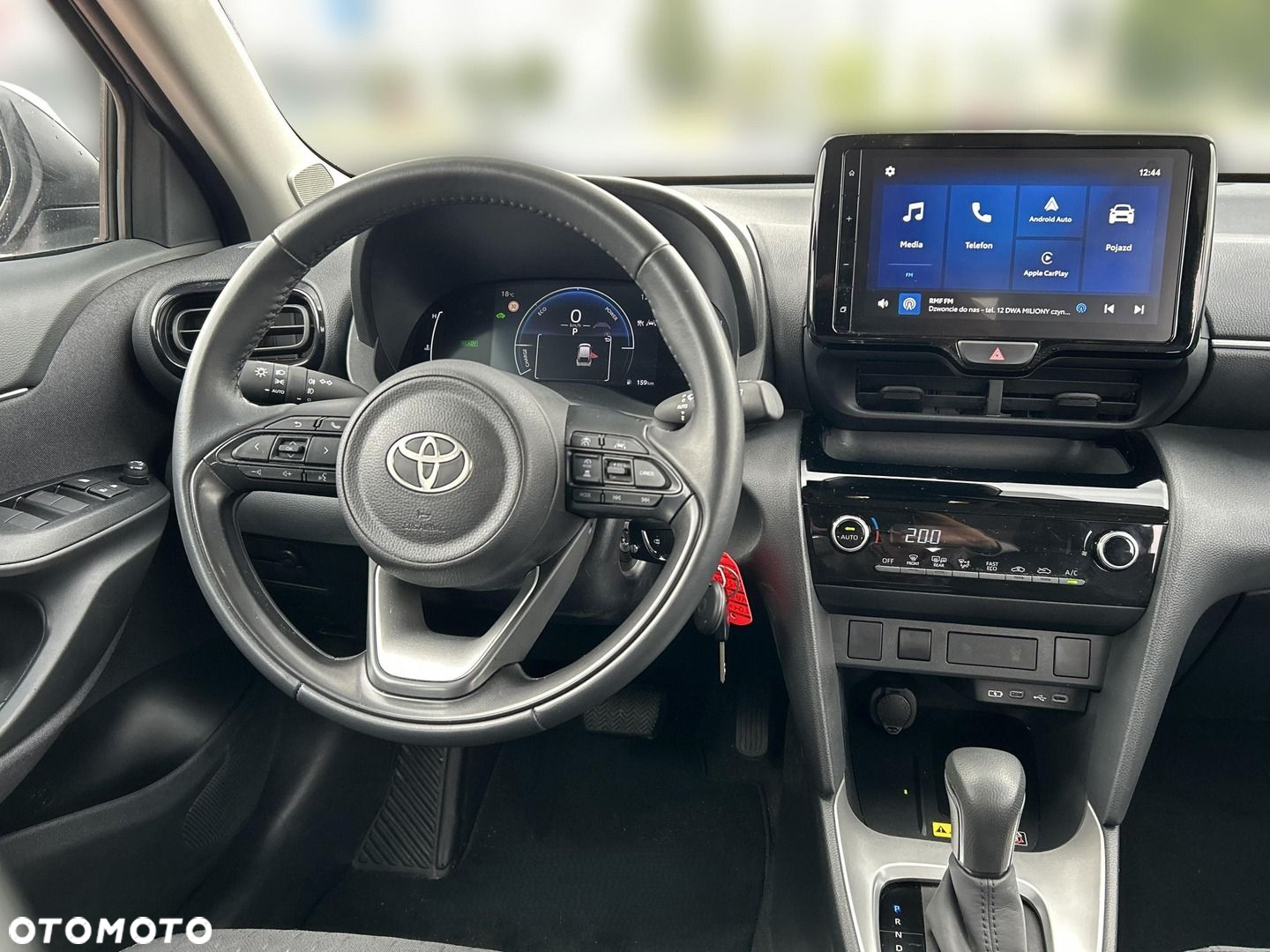 Toyota Yaris Cross - 12