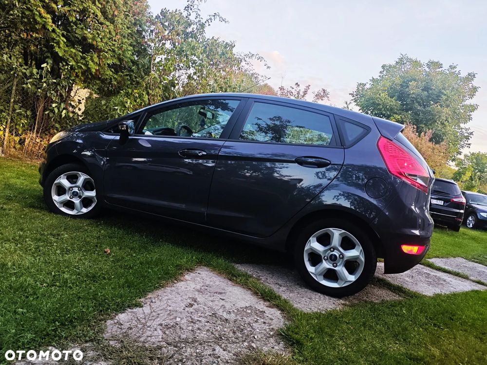 Ford Fiesta 1.4 Champions Edition - 5