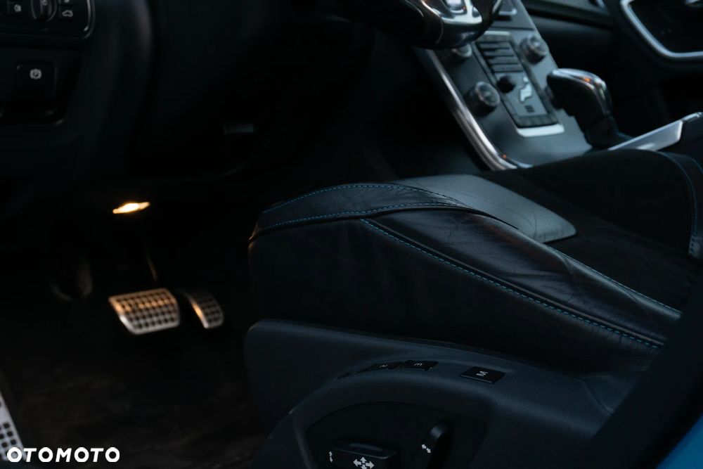Volvo S60 T6 AWD Polestar - 33