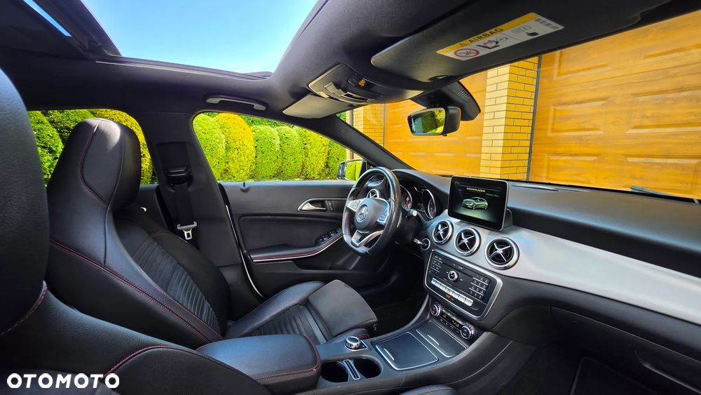 Mercedes-Benz CLA 200 7G-DCT AMG Line - 6