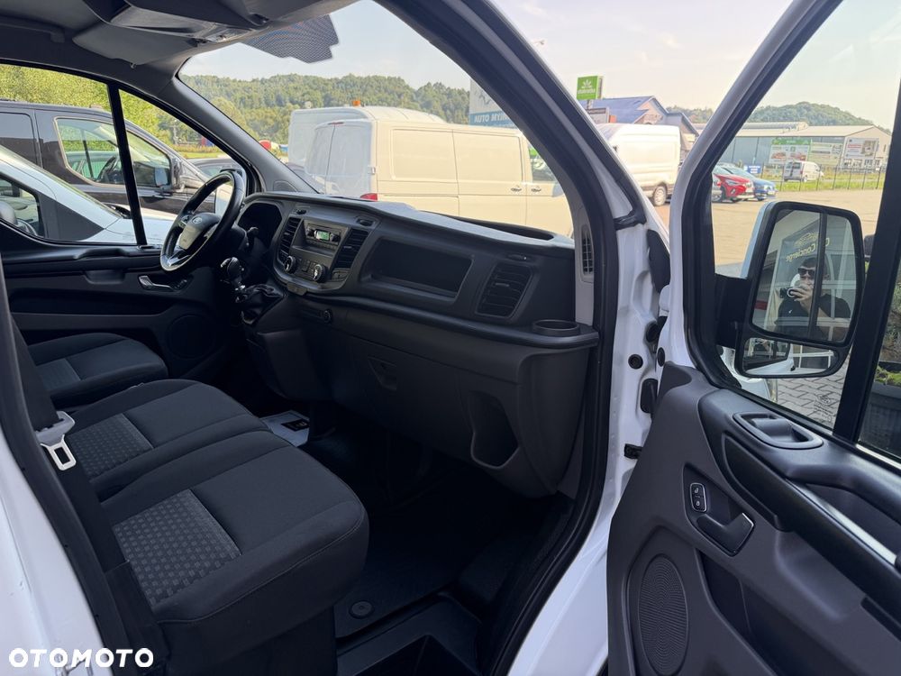 Ford Transit Custom - 14