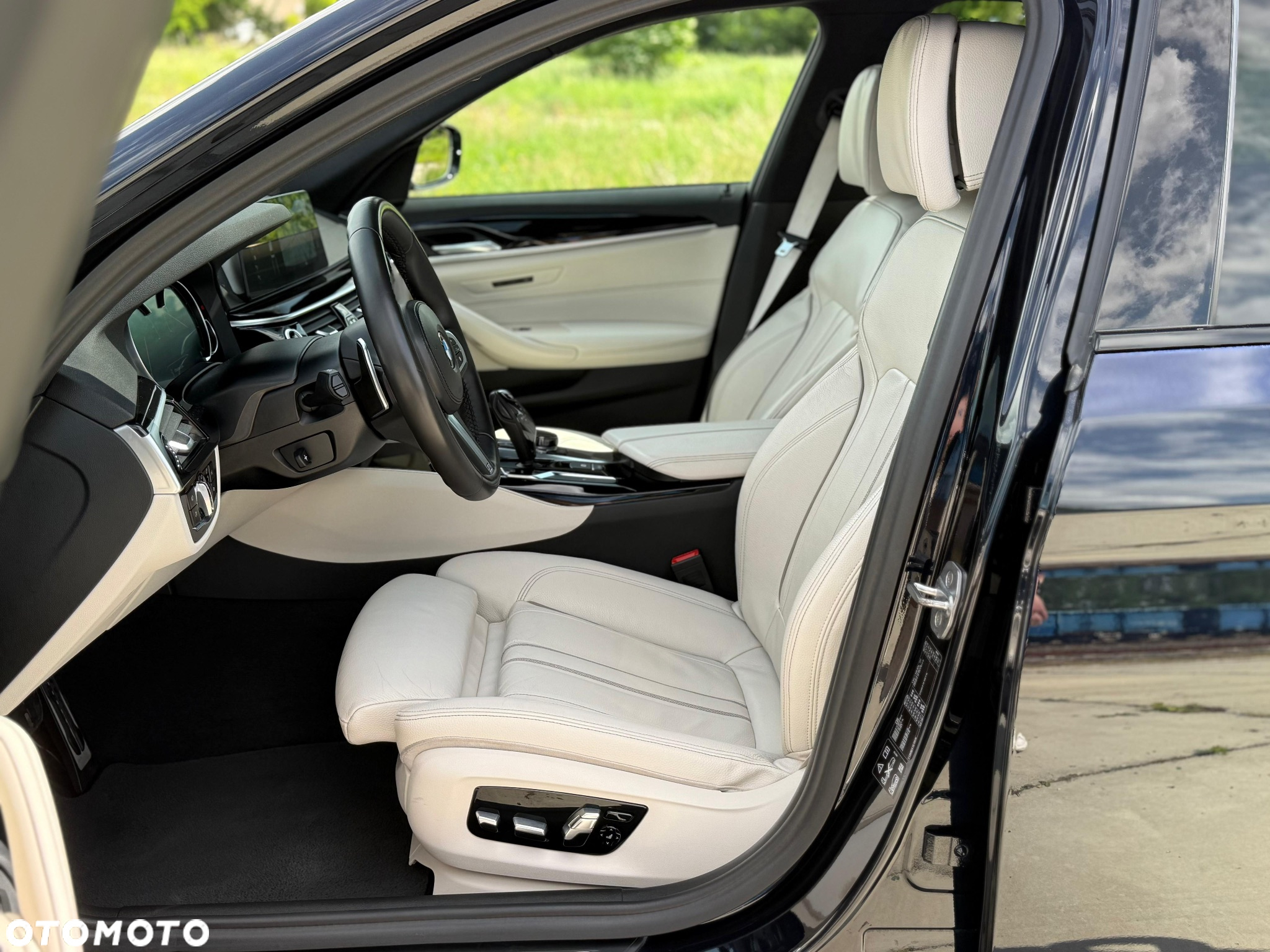 BMW Seria 5 520d xDrive M Sport sport - 8