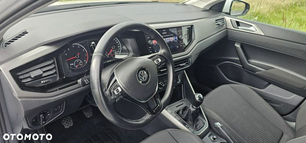 Volkswagen Polo - 11
