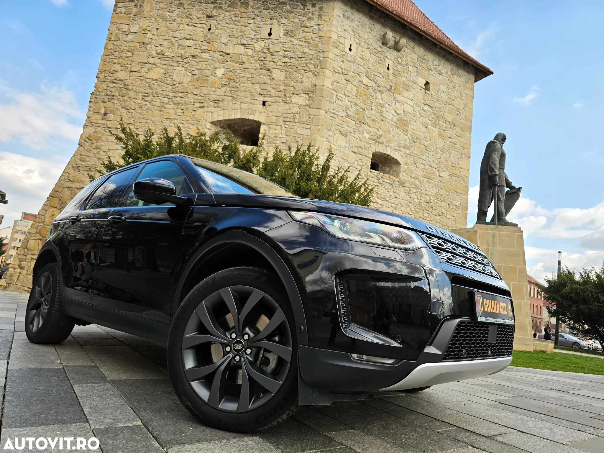 Land Rover Discovery Sport 2.0 D200 R-Dynamic MHEV SE - 19