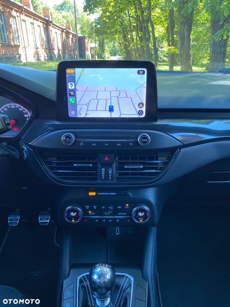 Ford Focus 2.0 EcoBlue ST - 24