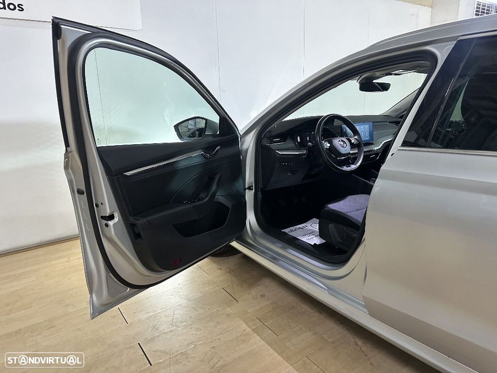 Skoda Octavia Break 2.0 TDI Style - 12