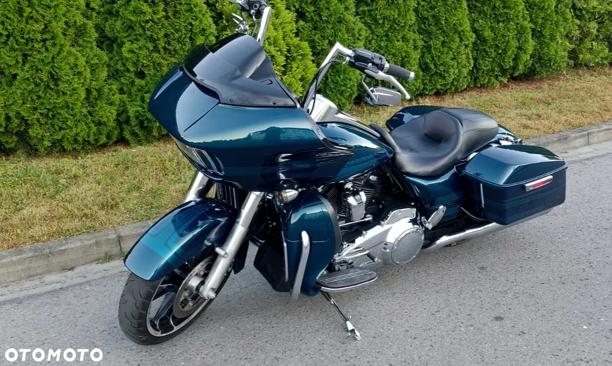 Harley-Davidson Touring Road Glide - 10