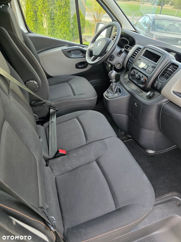 Renault TRAFIC - 7