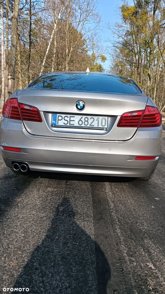 BMW Seria 5 525d xDrive - 8