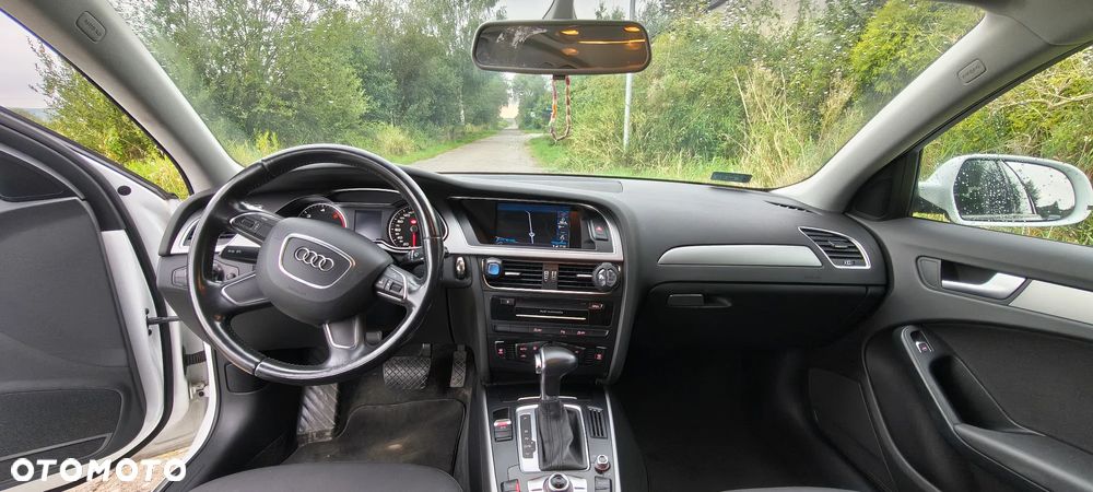 Audi A4 Avant 2.0 TDI DPF multitronic Ambiente - 4