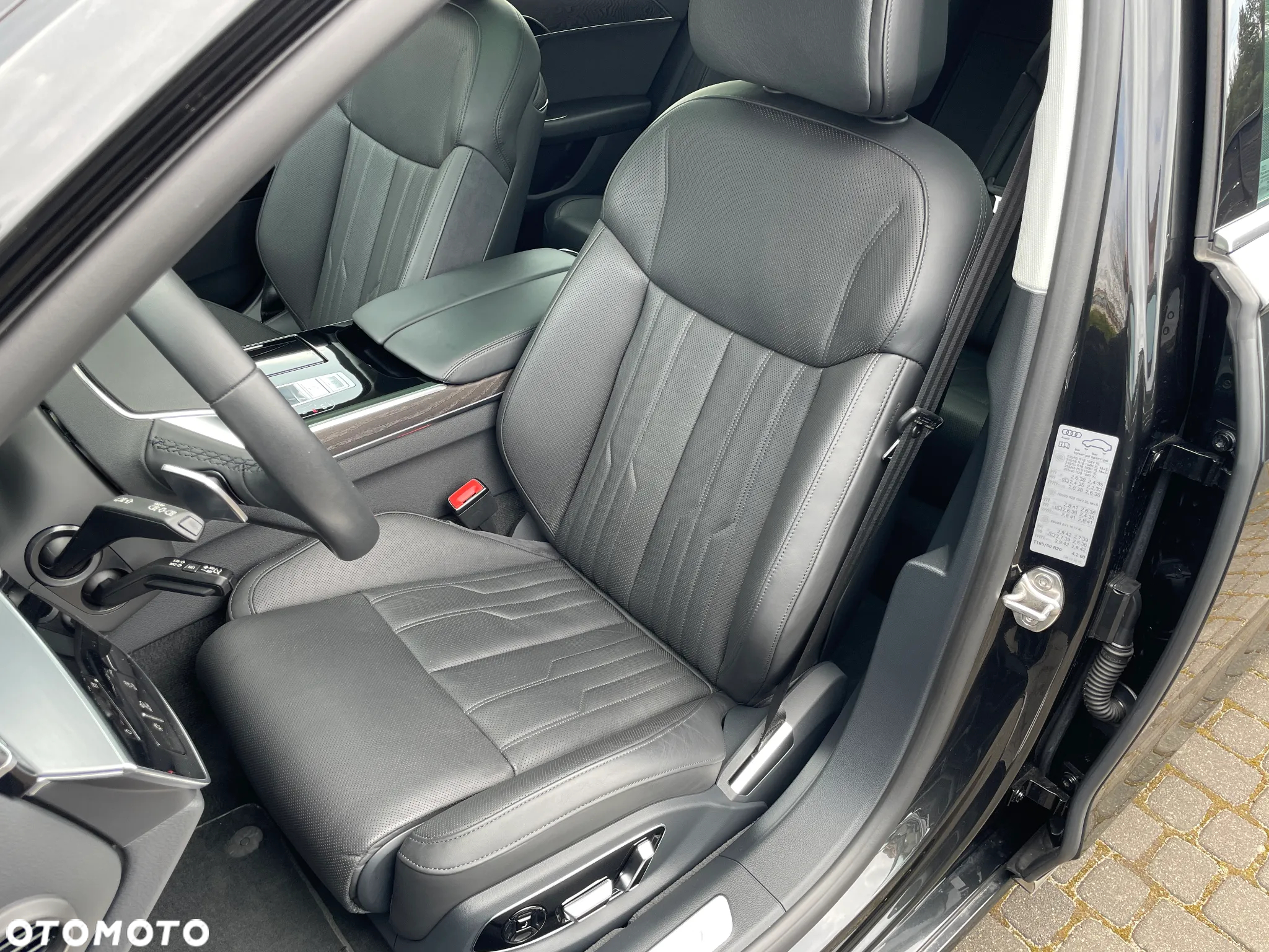 Audi A8 55 TFSI quattro tiptronic - 38