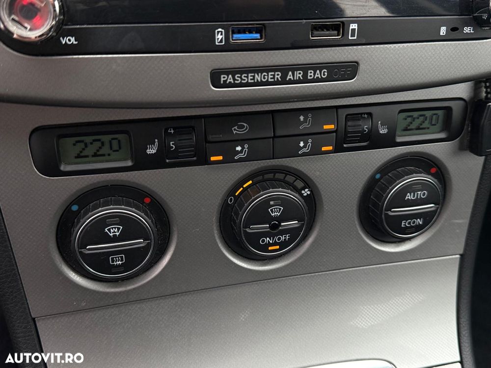 Volkswagen Passat - 14