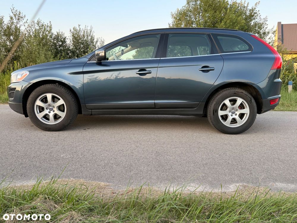 Volvo XC 60 - 4