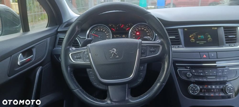 Peugeot 508 RXH 2.0 HDi HYbrid4 - 29
