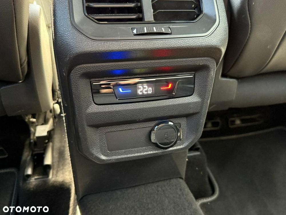 Volkswagen Tiguan 1.5 TSI OPF DSG R-Line - 30