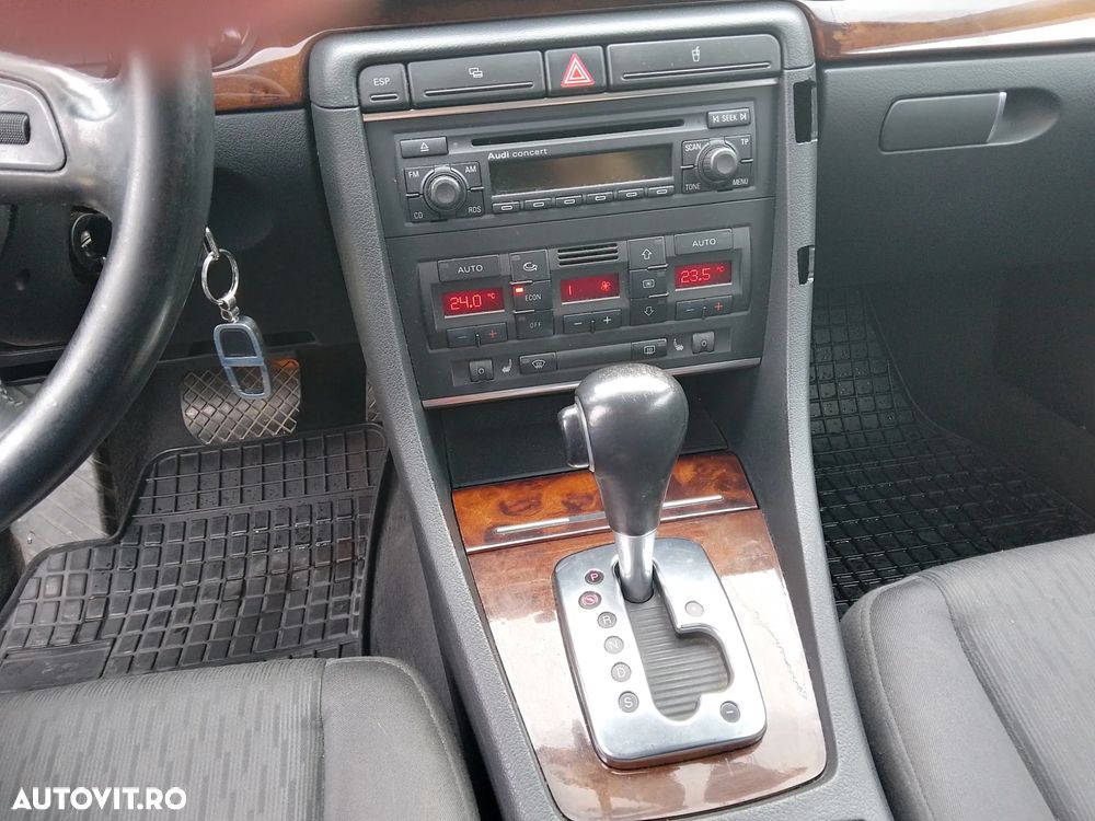 Audi A4 1.8 T Aut - 5