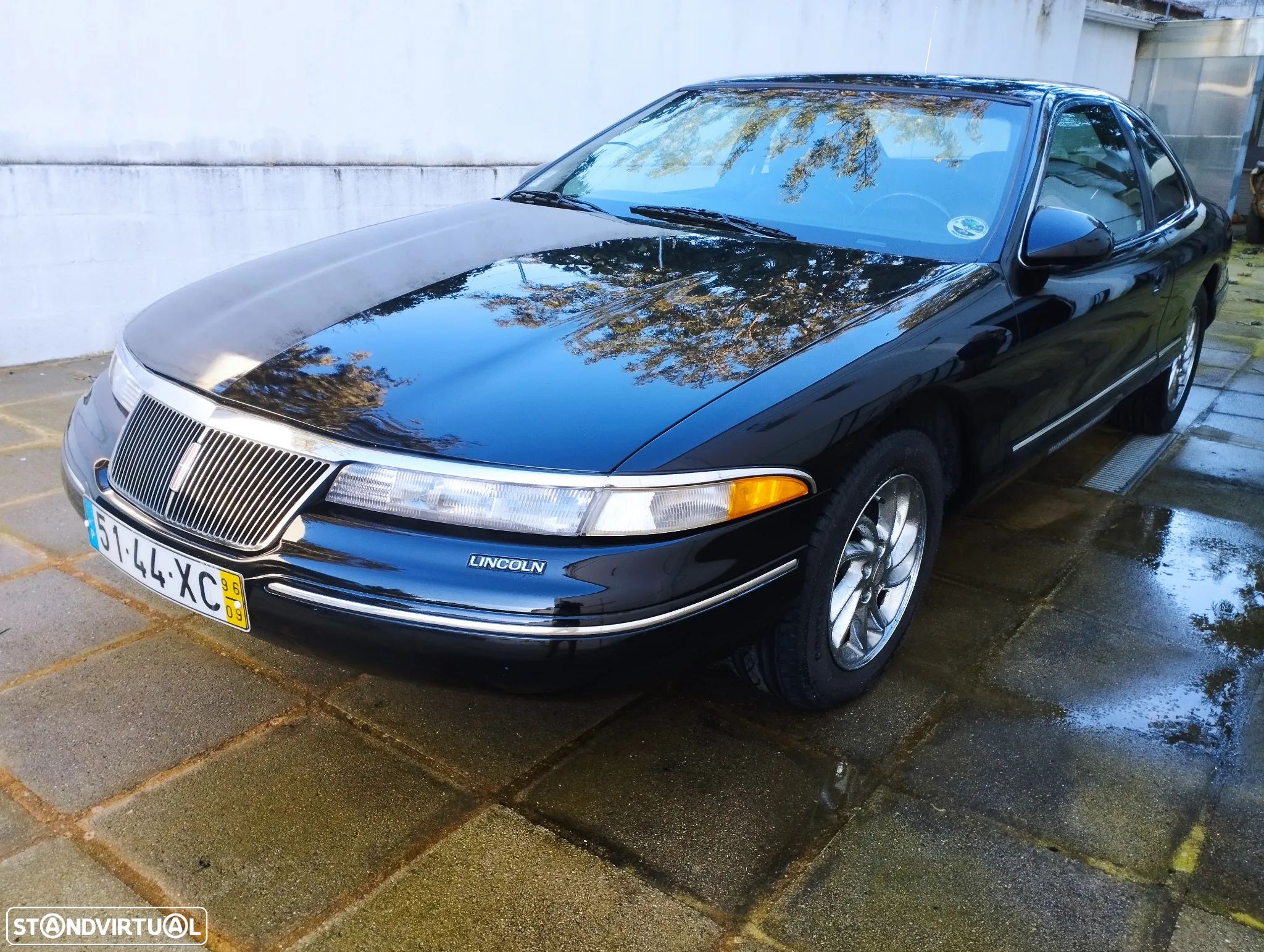 Ford V8 Berline - 1