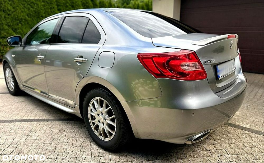 Suzuki Kizashi - 24